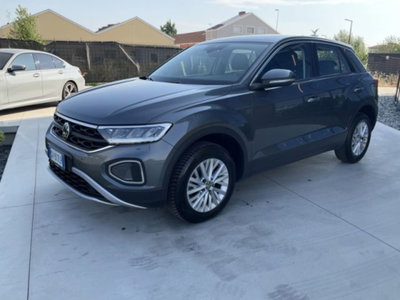 Volkswagen T-Roc 2.0 tdi Life 115cv (3)
