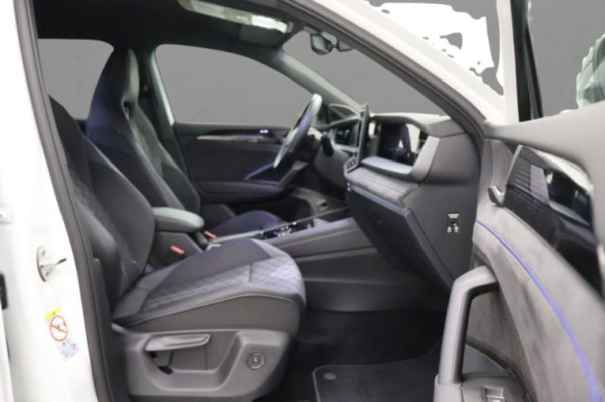 Volkswagen Tayron 2.0 tdi R-Line 150cv dsg 7p.ti (7)