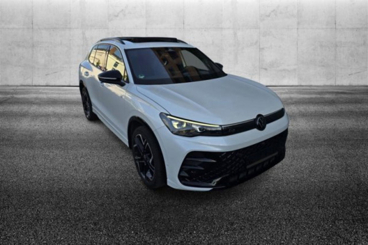 Volkswagen Tiguan 1.5 etsi R-Line 150cv dsg