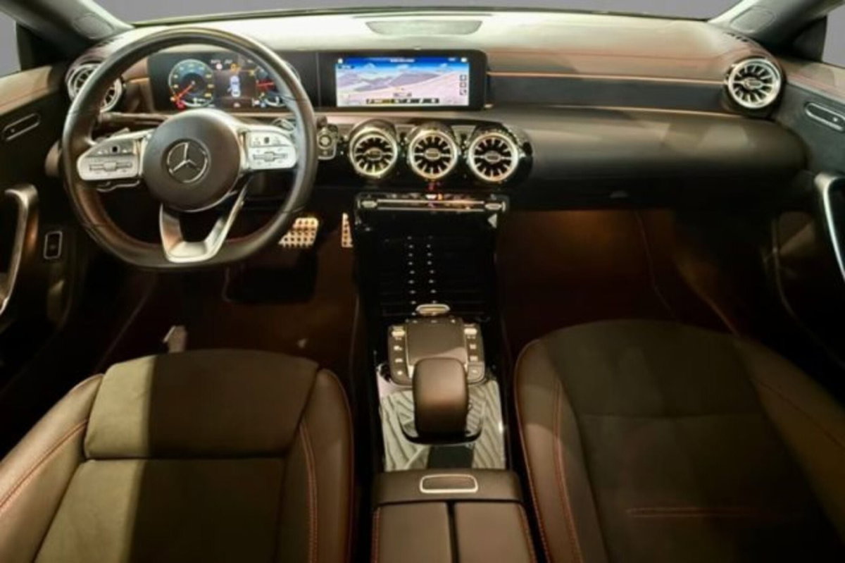 Mercedes-Benz CLA 200 d Automatic Premium (6)