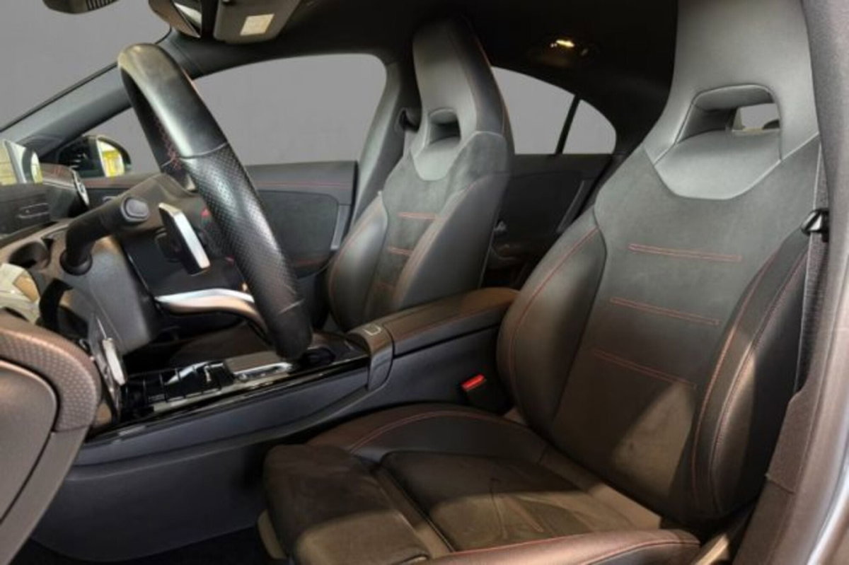 Mercedes-Benz CLA 200 d Automatic Premium (7)