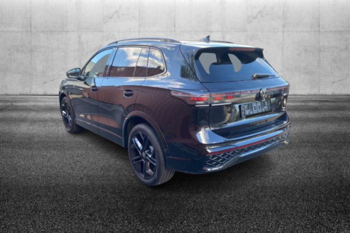 Volkswagen Tiguan 1.5 etsi R-Line 150cv dsg (4)