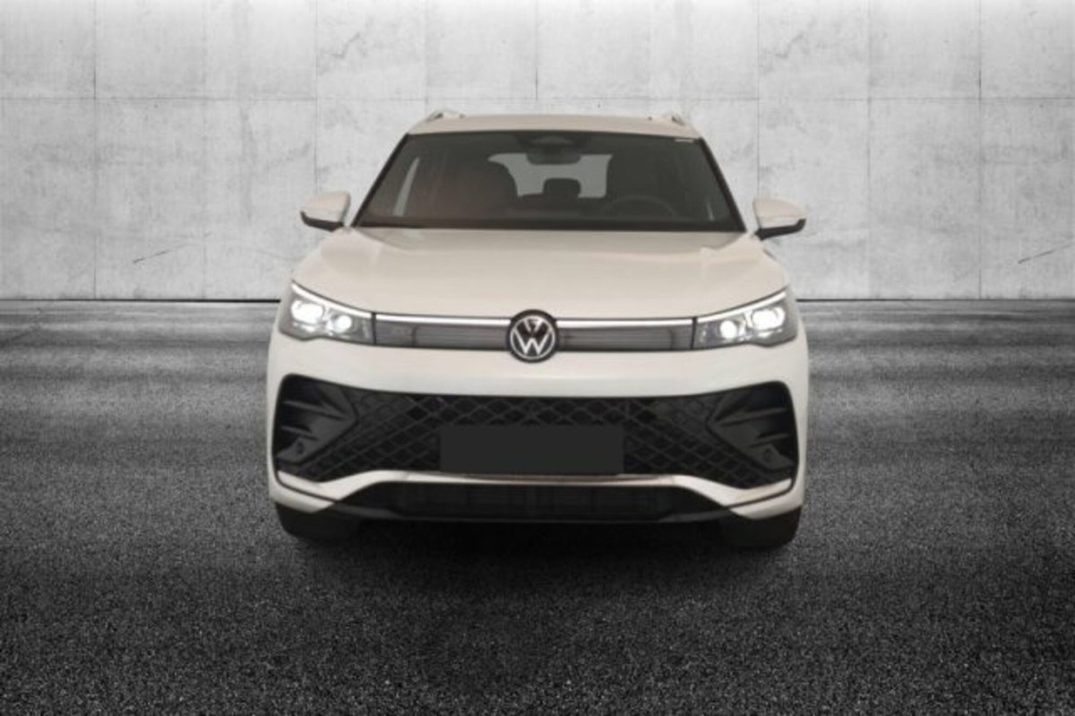 Volkswagen Tiguan 2.0 tdi R-Line 4motion 193cv dsg (4)