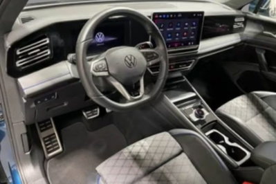 Volkswagen Tiguan 2.0 tdi R-Line 150cv dsg (6)
