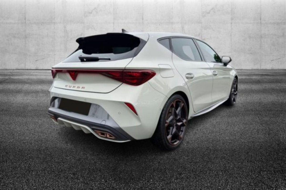 Cupra Leon 1.5 e-hybrid VZ Extreme 272cv dsg (3)