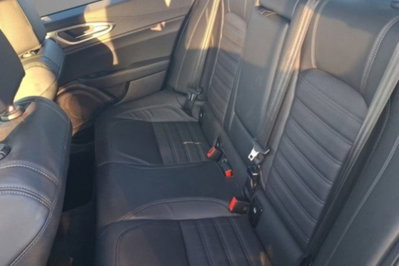 Alfa Romeo Giulia 2.0 Turbo 280 CV AT8 AWD Q4 Veloce (8)