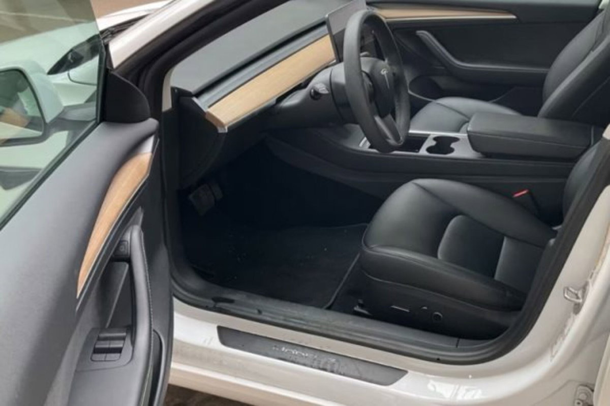Tesla Model 3 Model 3 Long Range Dual Motor AWD (6)