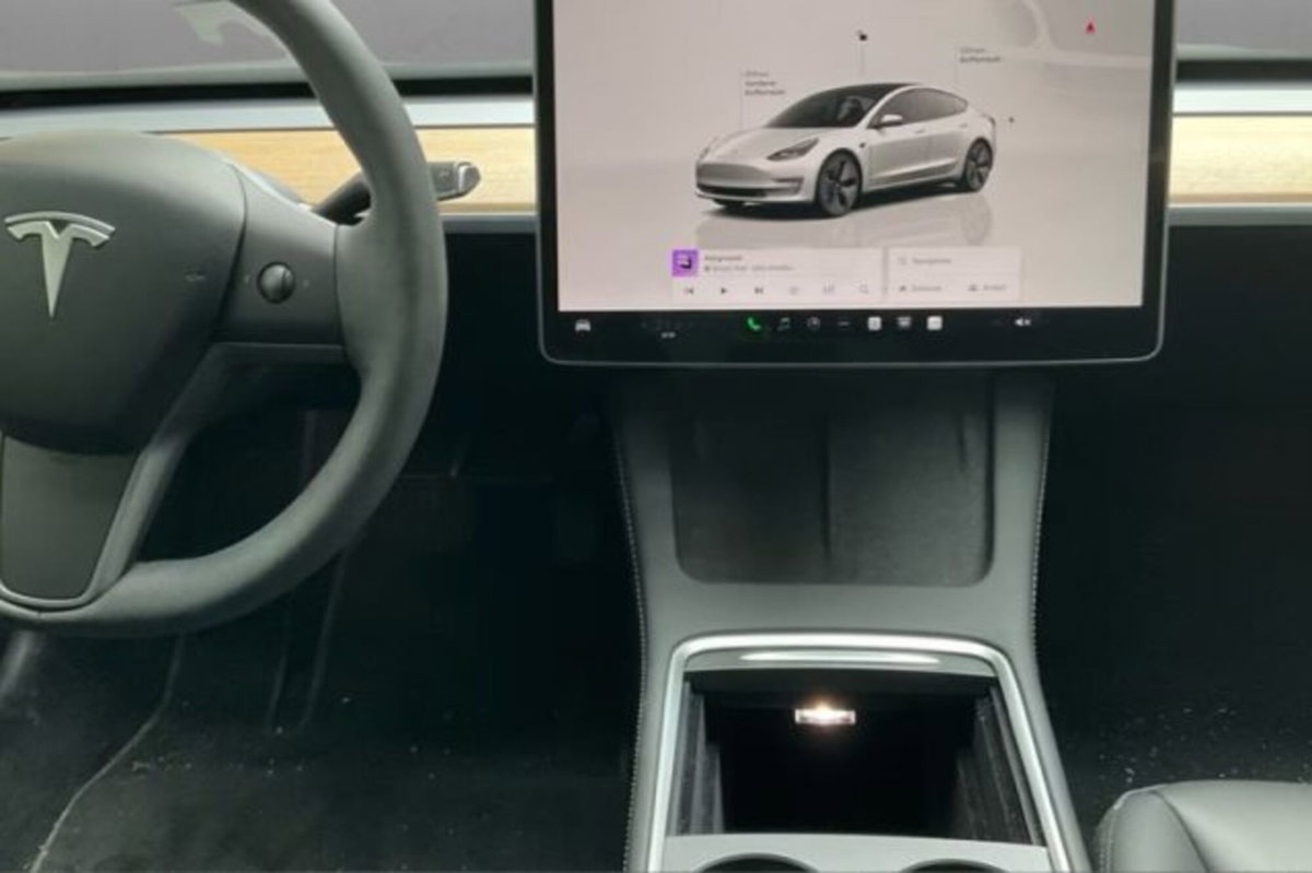 Tesla Model 3 Model 3 Long Range Dual Motor AWD (8)