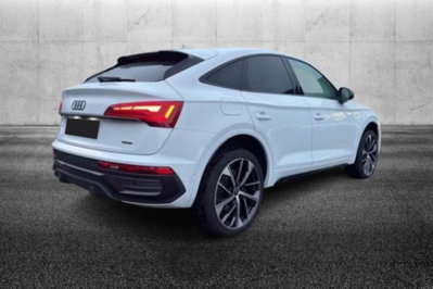 Audi Q5 Sportback 40 2.0 tdi mhev 12V S line Plus quattro s-tronic (2)