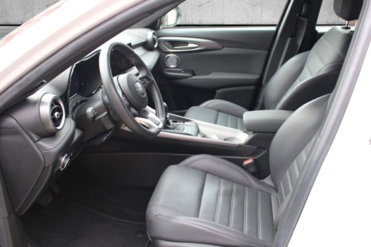 Alfa Romeo Tonale Tonale 1.6 diesel 130 CV TCT6 Ti (5)