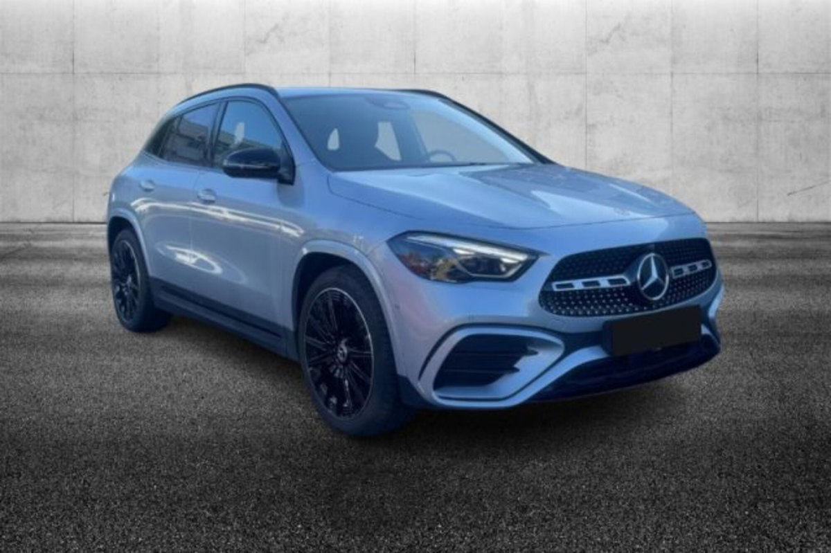 Mercedes-Benz GLA SUV 200 d AMG Line Premium Plus 4matic auto (2)