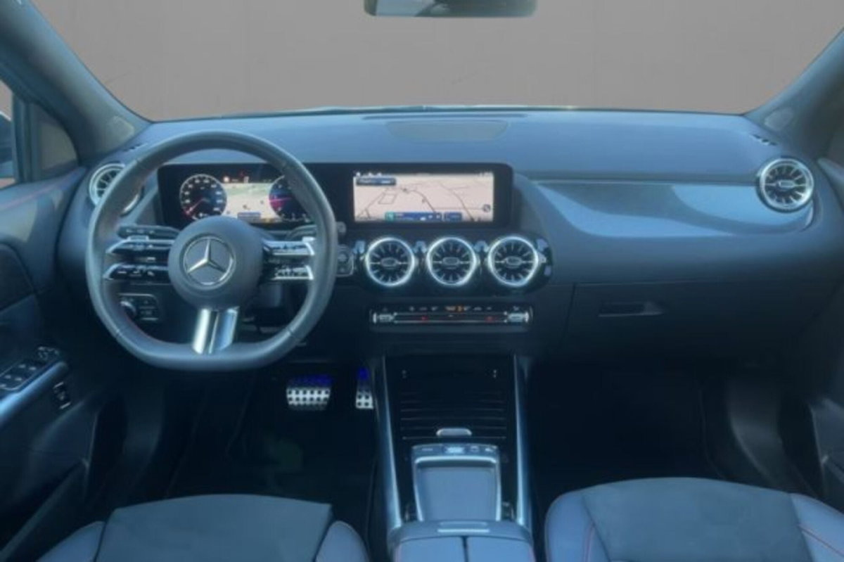 Mercedes-Benz GLA SUV 200 d AMG Line Premium Plus 4matic auto (6)