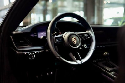 Porsche 911 Coupé 4.0 GT3 con pacchetto Touring (2)