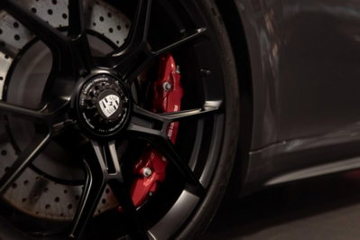 Porsche 911 Coupé 4.0 GT3 con pacchetto Touring (3)