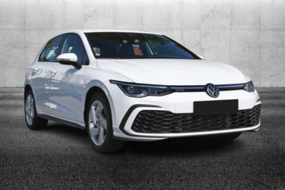 Volkswagen Golf 1.4 GTE DSG Plug-In Hybrid (2)