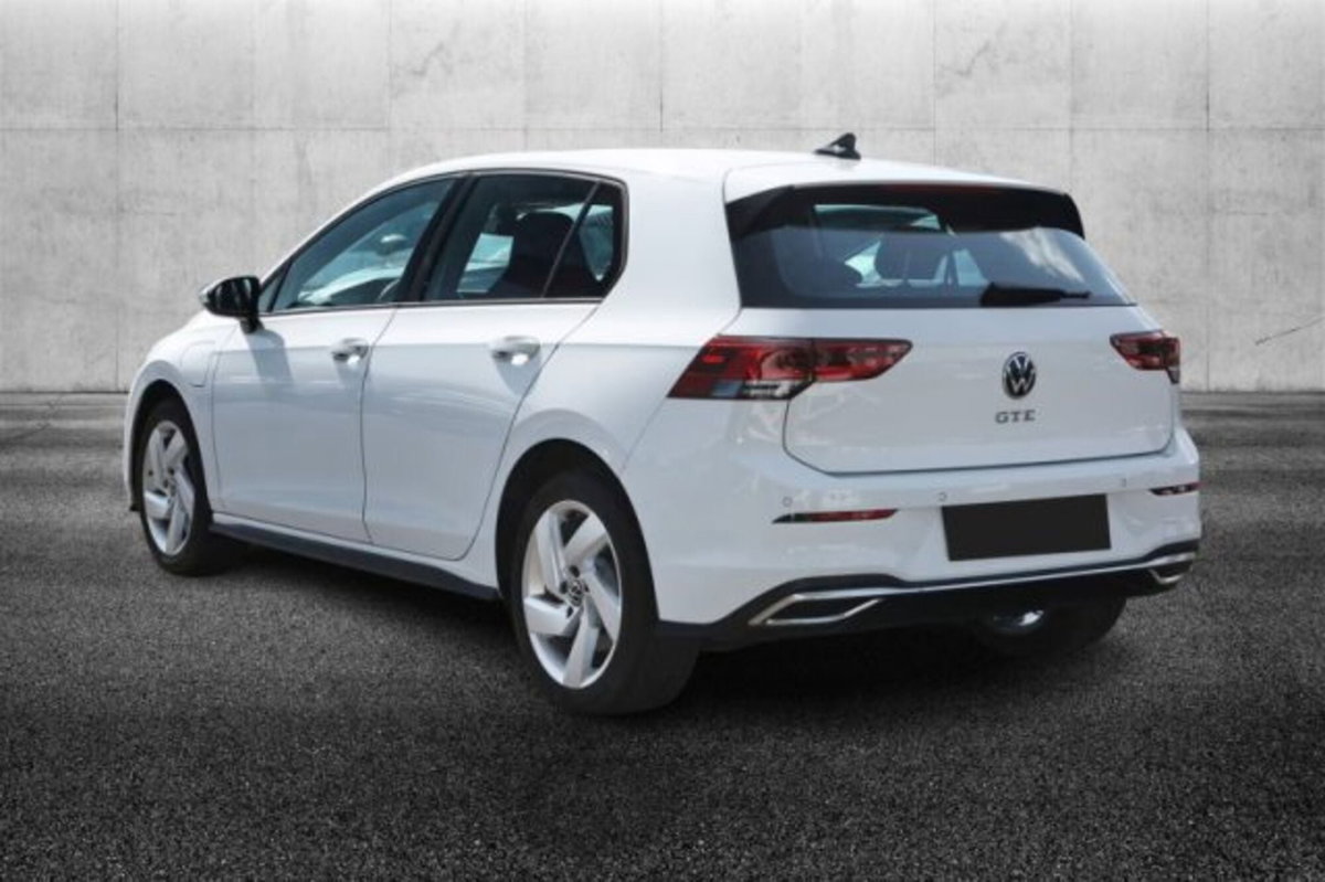 Volkswagen Golf 1.4 GTE DSG Plug-In Hybrid (3)