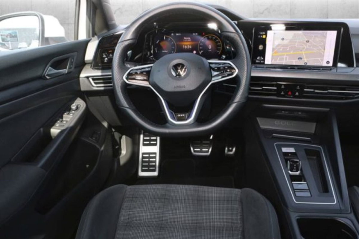 Volkswagen Golf 1.4 GTE DSG Plug-In Hybrid (8)