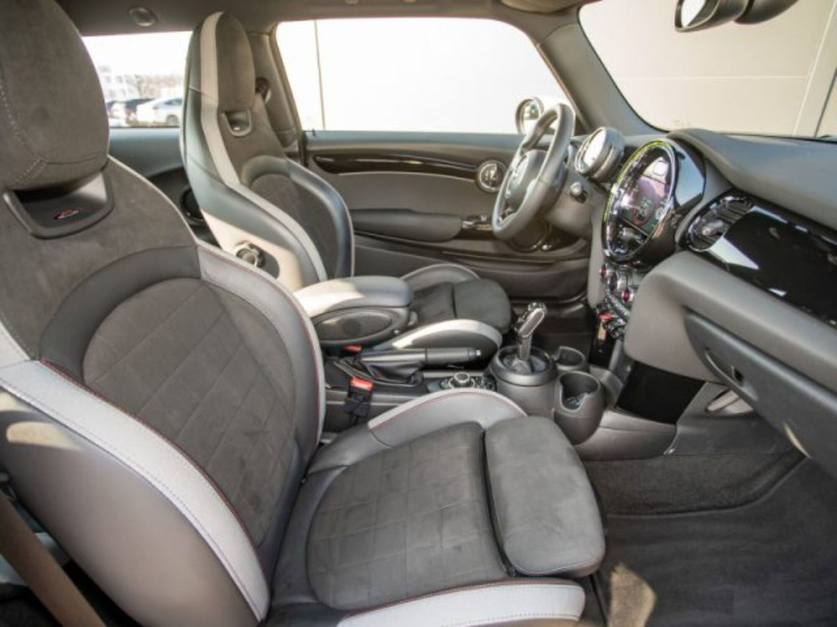 MINI Mini 1.5 Cooper JCW (3)