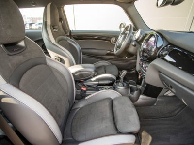 MINI Mini 1.5 Cooper JCW (3)