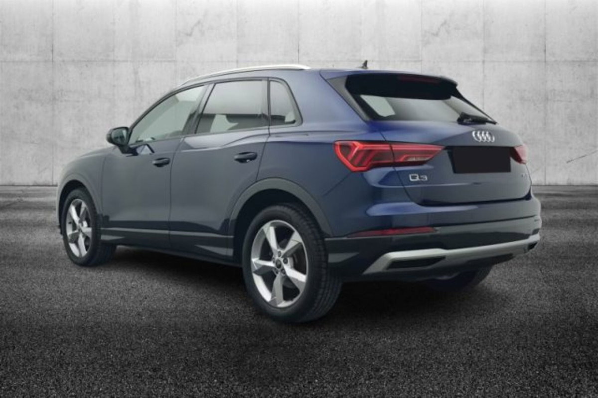 Audi Q3 35 TDI quattro S tronic Business Advanced (2)