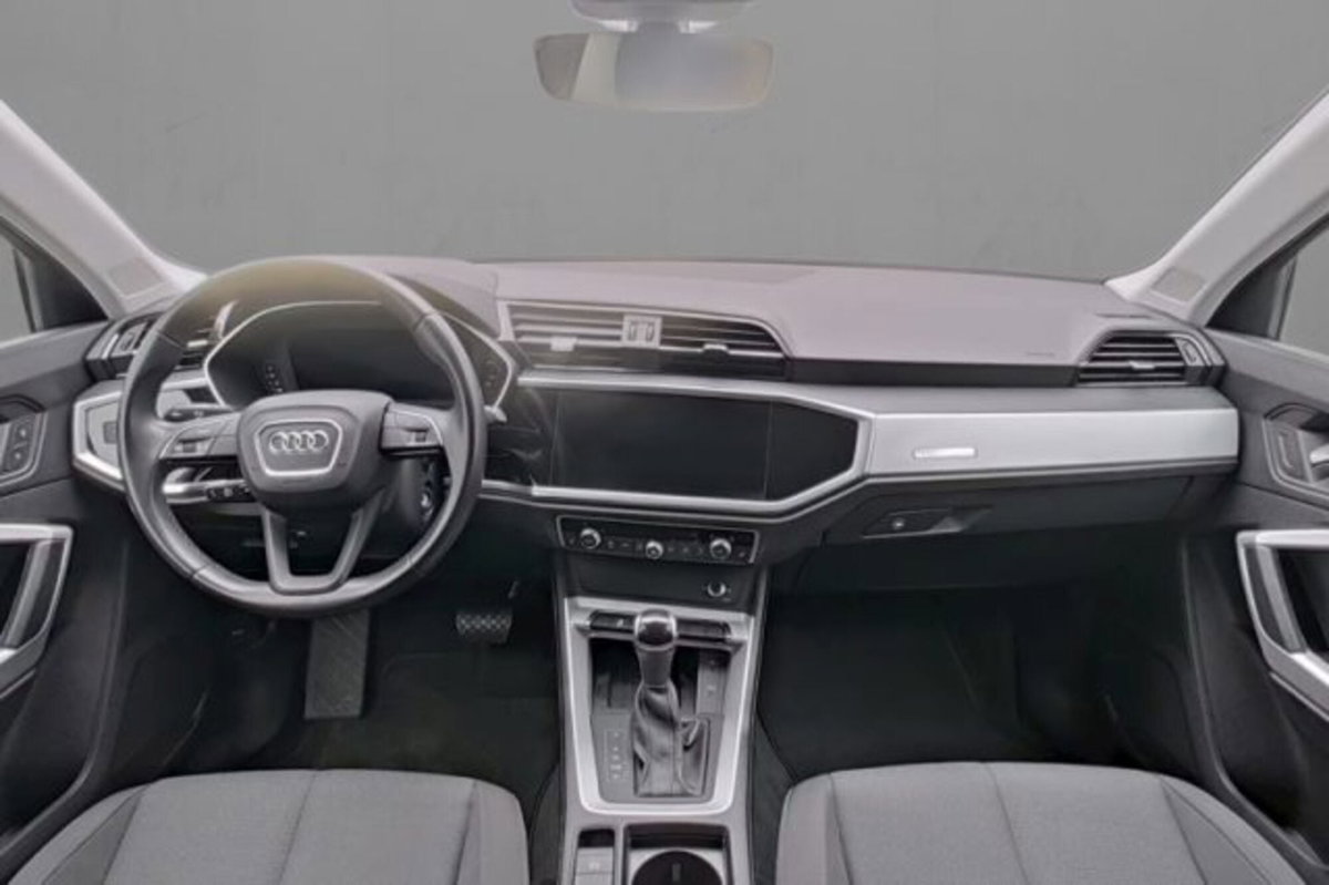 Audi Q3 35 TDI quattro S tronic Business Advanced (3)