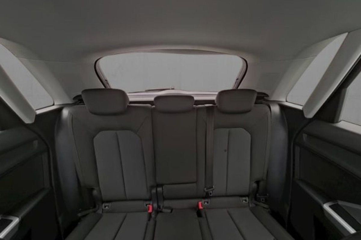 Audi Q3 35 TDI quattro S tronic Business Advanced (5)