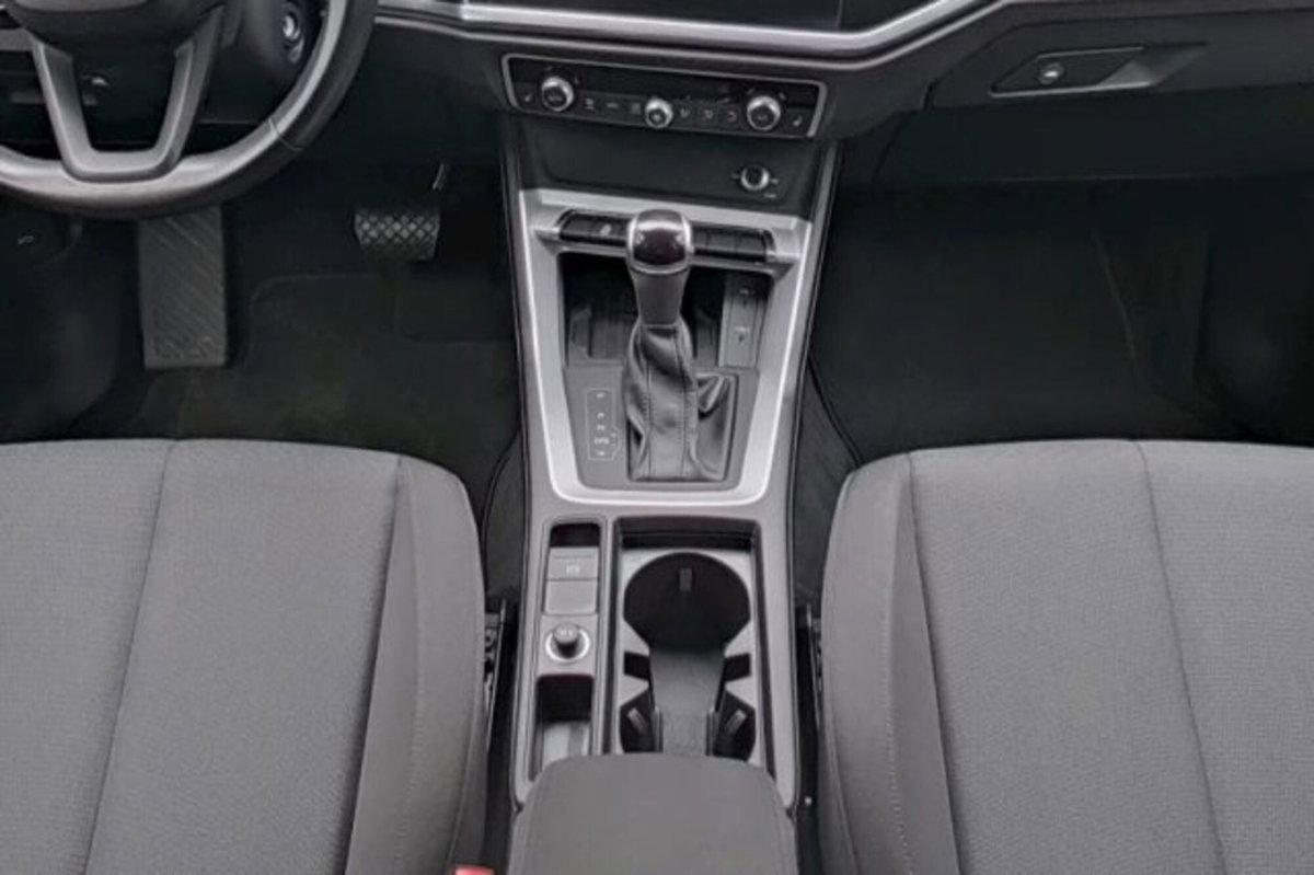 Audi Q3 35 TDI quattro S tronic Business Advanced (6)