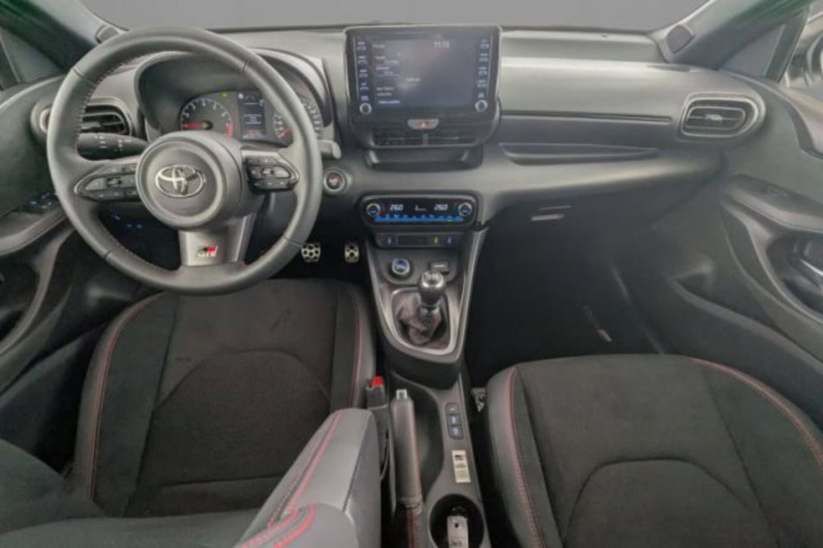 Toyota GR Yaris 1.6 Turbo 3 porte GR Yaris Circuit (6)