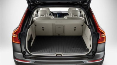 Volvo XC60 T6 Recharge AWD Plug-in Hybrid automatico Core