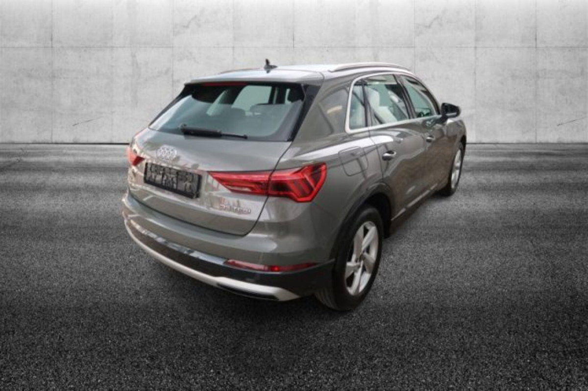 Audi Q3 35 TFSI S tronic Business Advanced (3)