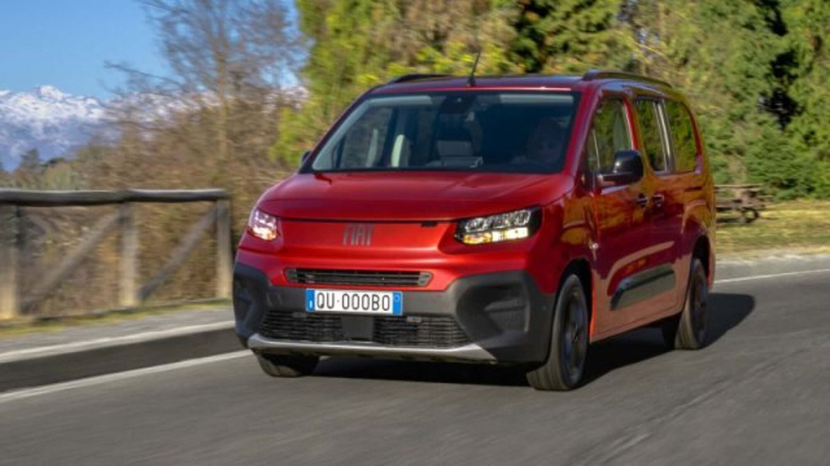 Fiat Qubo 1.5 d Pop 130cv at8 (2)