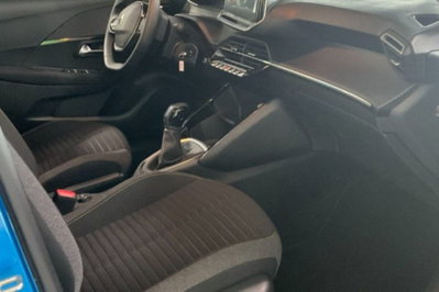 Peugeot 208 1.2 puretech Active s&s 75cv (8)