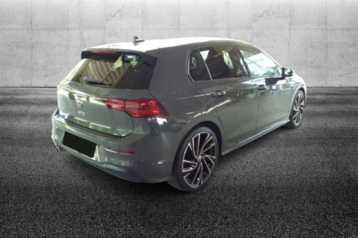Volkswagen Golf 2.0 TDI GTD DSG (3)