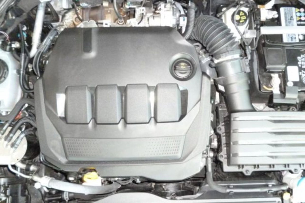 Volkswagen Golf 2.0 TDI GTD DSG (5)