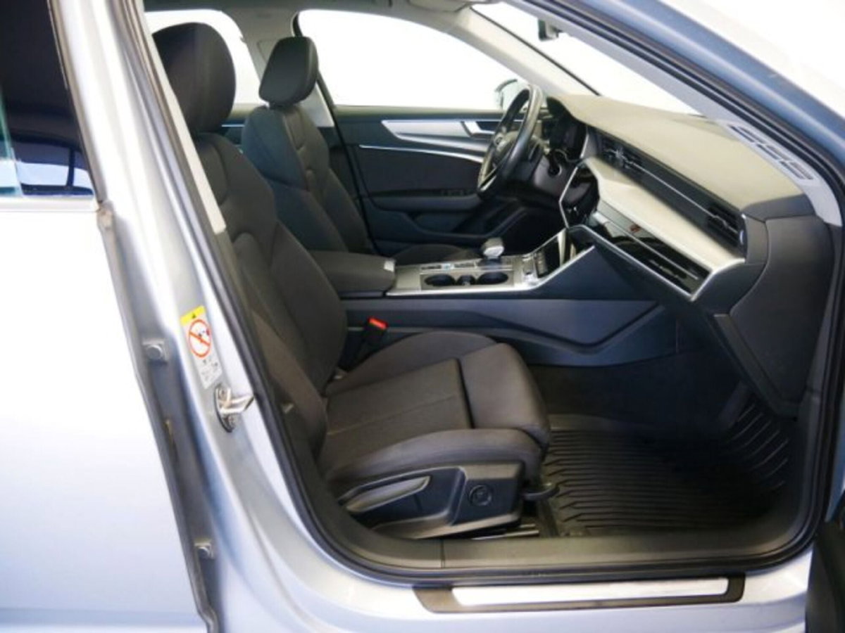 Audi A6 Avant 40 2.0 TDI S tronic Business Sport (4)