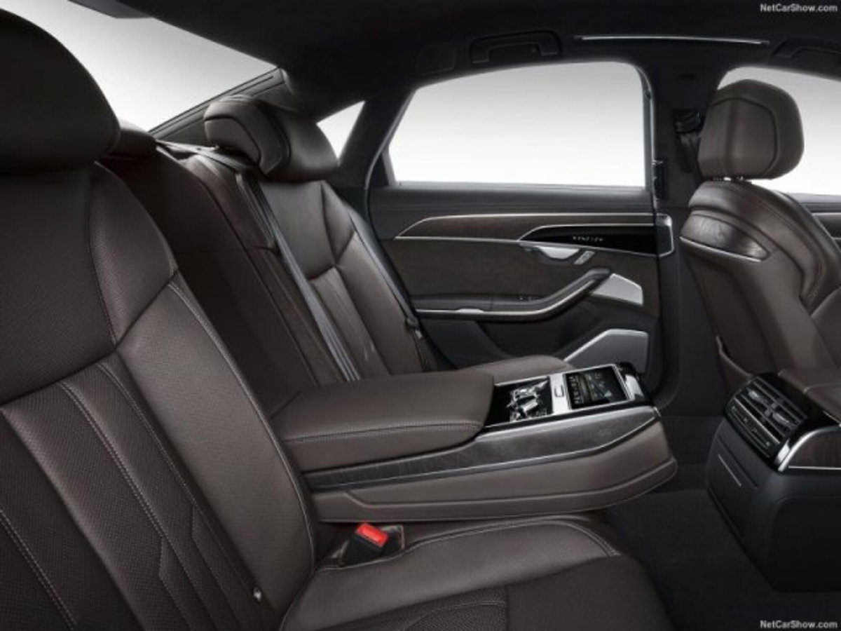 Audi A8 L 55 TFSI 3.0 quattro tiptronic (6)