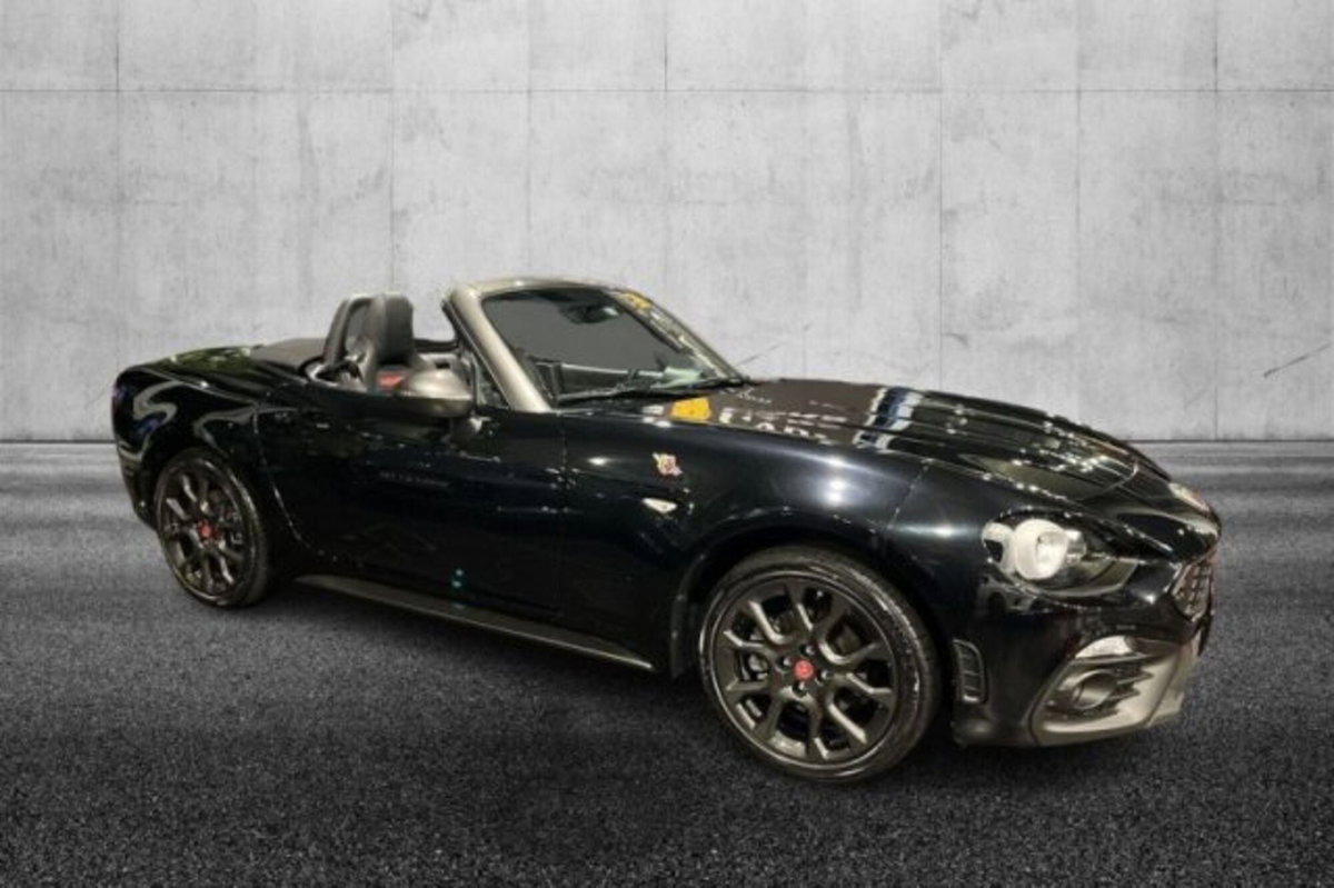 Abarth 124 Spider 1.4 Turbo MultiAir 170 CV (2)