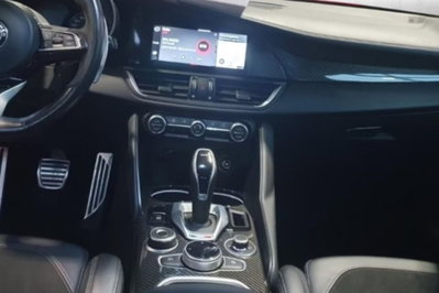 Alfa Romeo Giulia 2.9 T V6 AT8 Quadrifoglio (7)