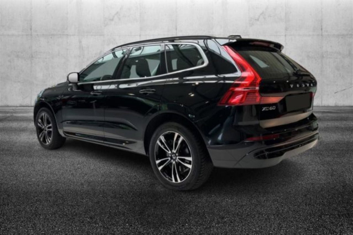 Volvo XC60 B4 automatico Core (3)