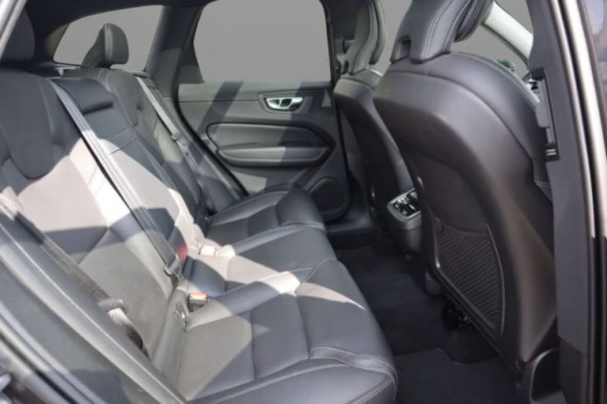 Volvo XC60 B5 (d) AWD Geartronic R-design (8)