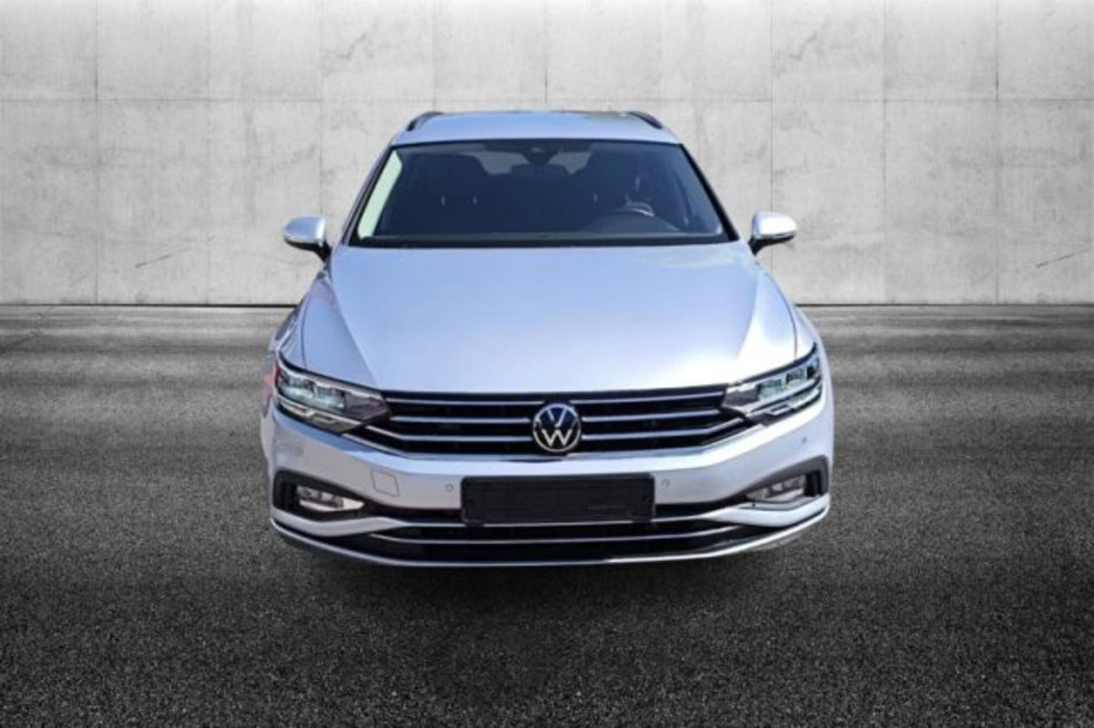 Volkswagen Passat Variant 2.0 TDI SCR 122 CV EVO DSG Business (6)