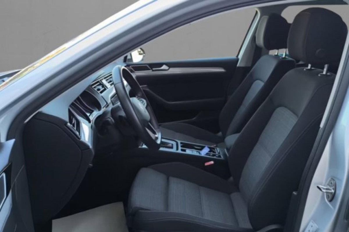 Volkswagen Passat Variant 2.0 TDI SCR 122 CV EVO DSG Business (7)