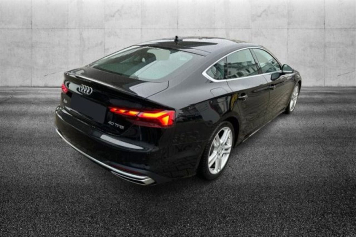 Audi A5 Sportback 40 TFSI S tronic (3)