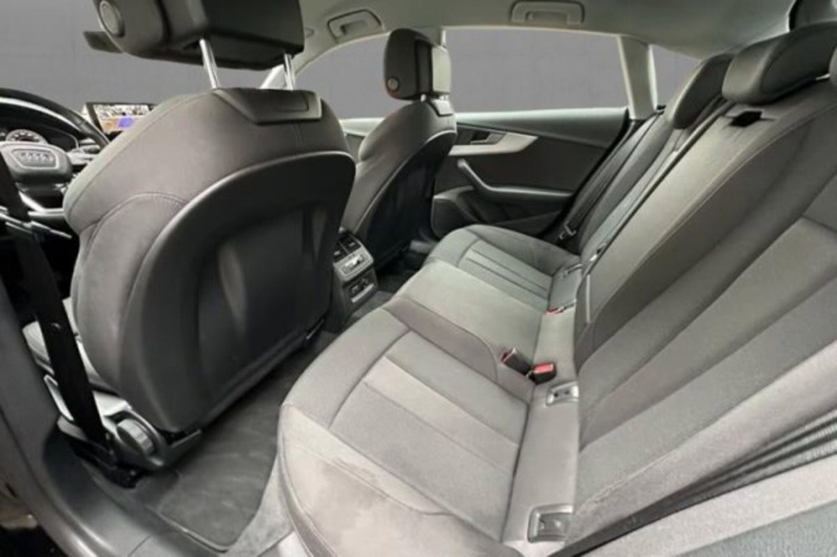 Audi A5 Sportback 40 TFSI S tronic (8)