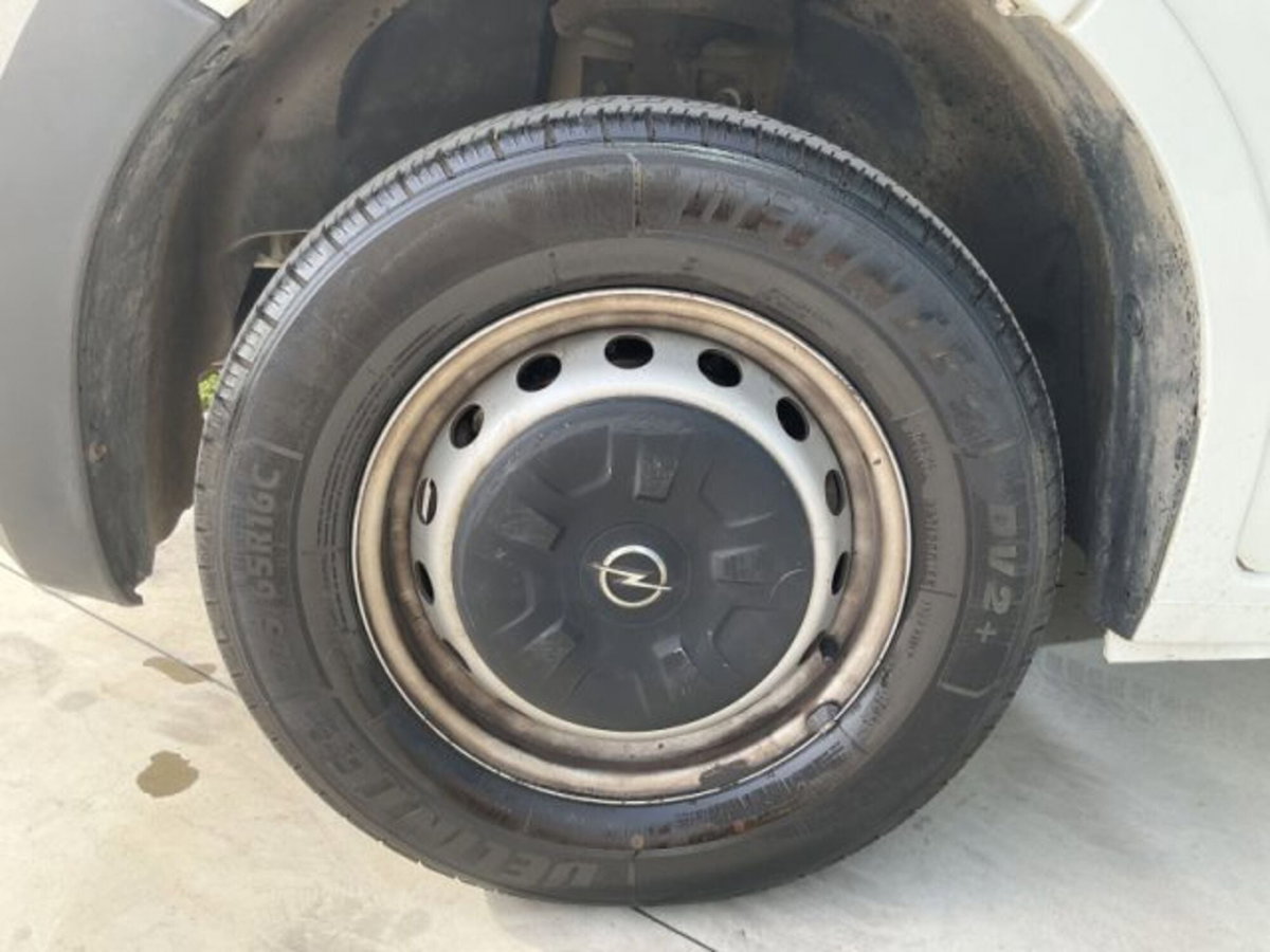 Opel Movano Furgone 35 2.3 CDTI 125CV PL-TM FWD Furgone E5 (8)
