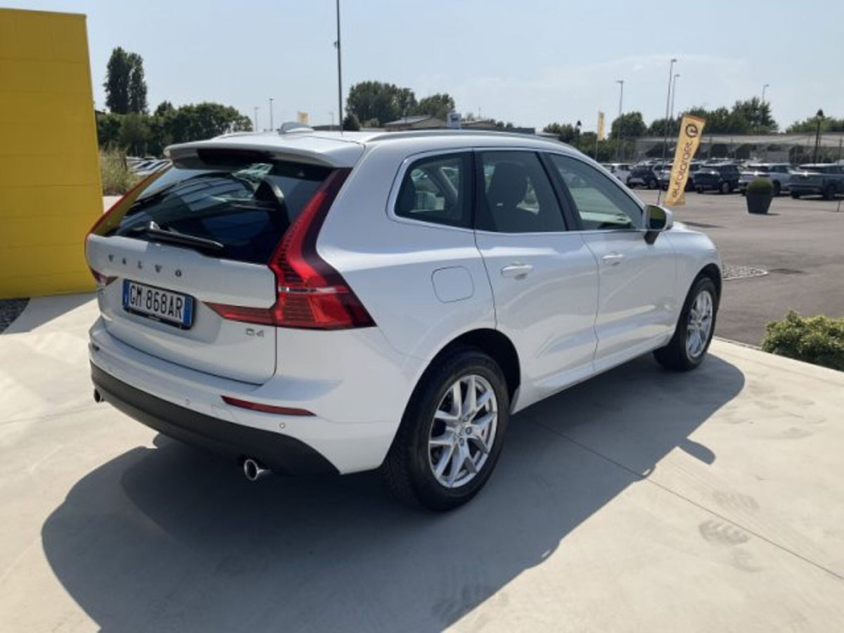 Volvo XC60 D4 Geartronic Business (6)