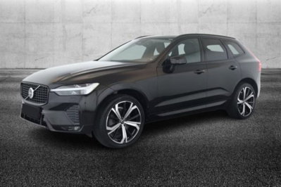 Volvo XC60 B4 (d) AWD automatico Plus Dark usata