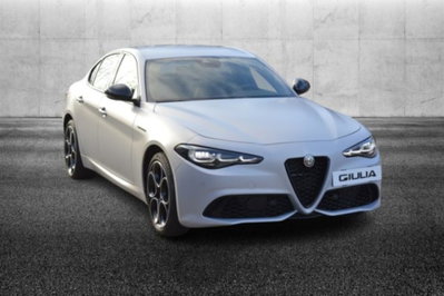 Alfa Romeo Giulia 2.0 Turbo 280 CV AT8 AWD Q4 Estrema (2)