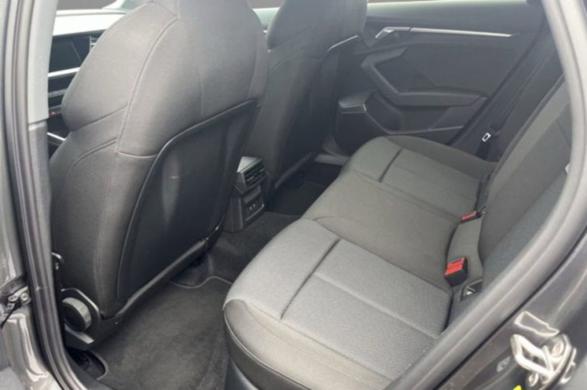 Audi A3 Sportback 45 TFSI e S tronic S line edition (7)