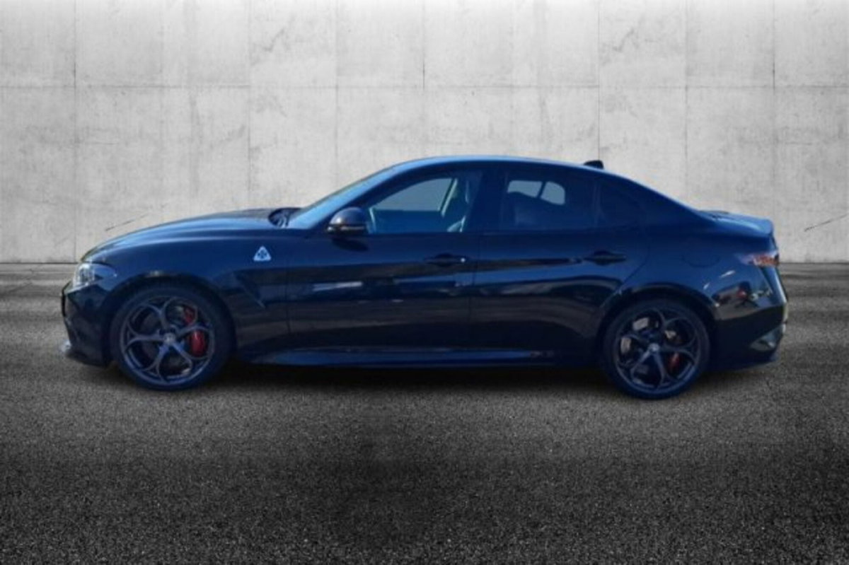 Alfa Romeo Giulia 2.9 T V6 AT8 Quadrifoglio (5)